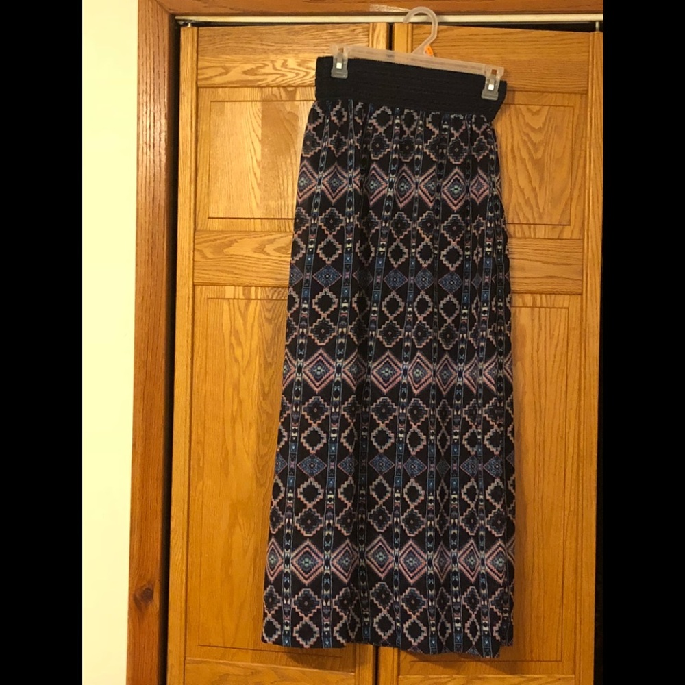Long skirt in size Large